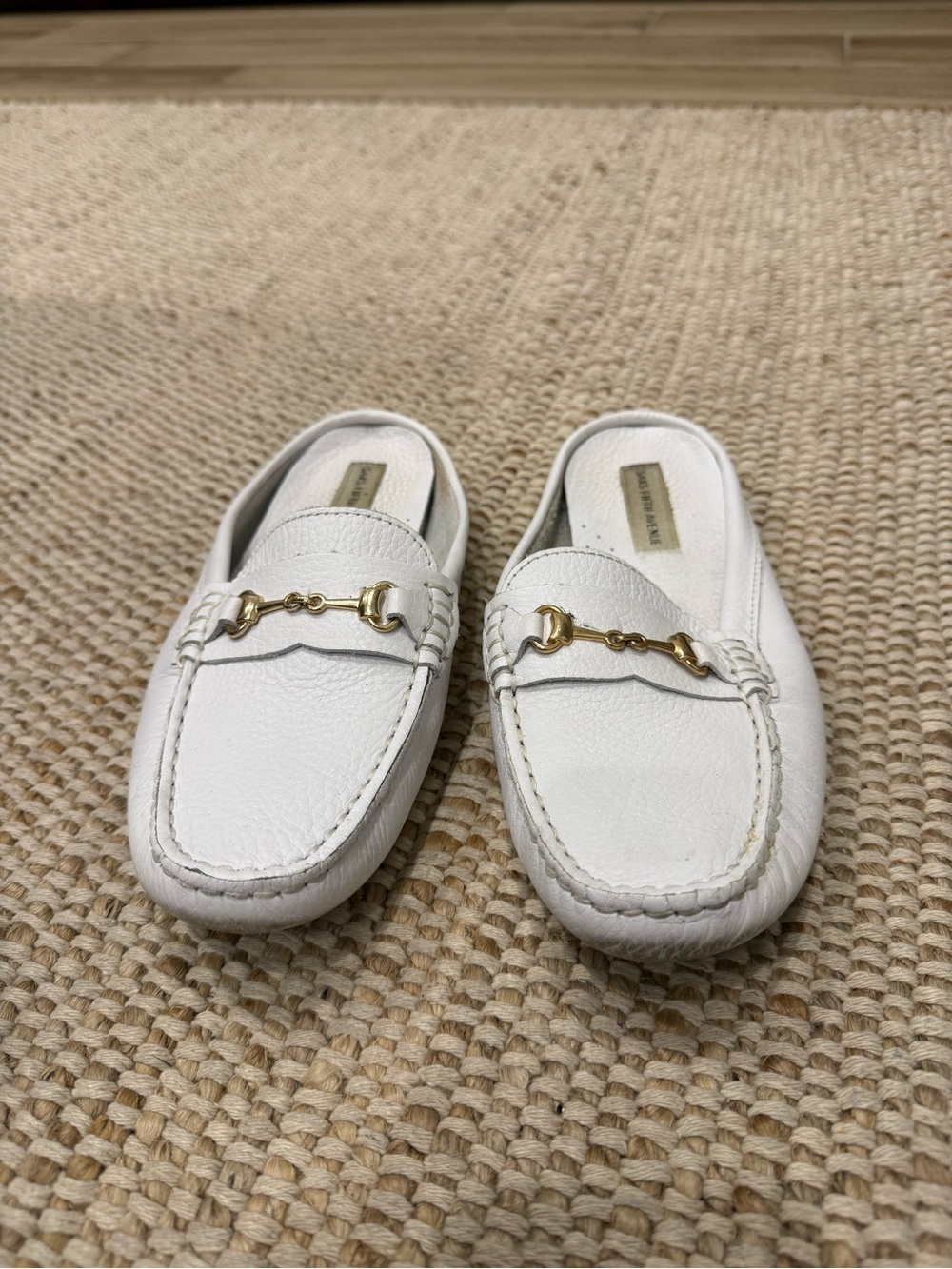 Vintage Saks Fifth Avenue White Leather Horsebit Driving Mules / Made in Brazil